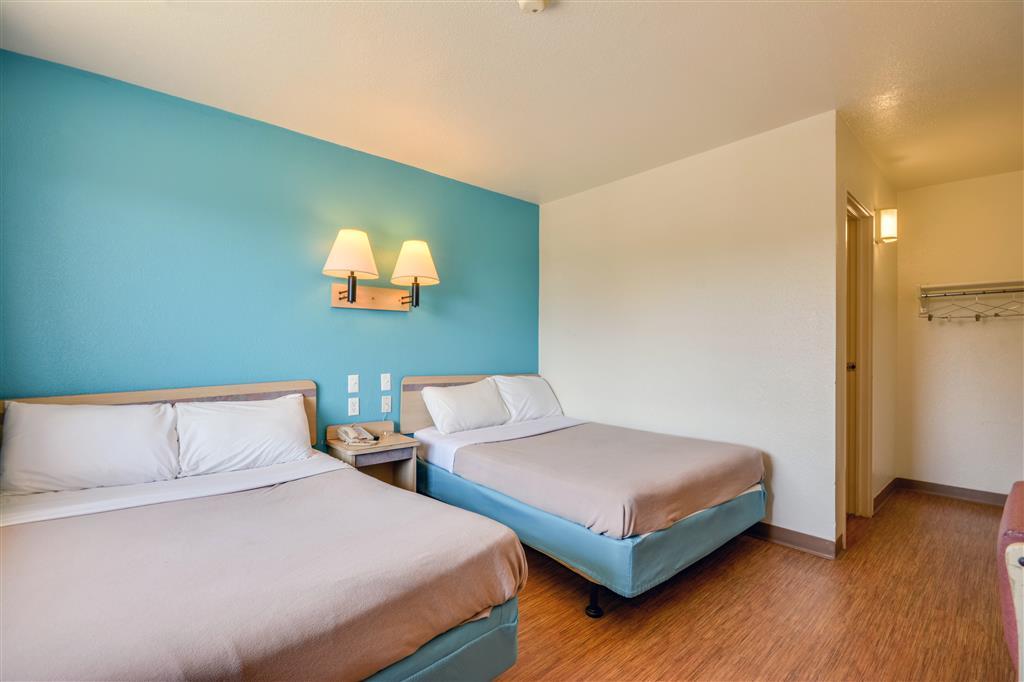 Rodeway Inn Tillmans Corner Bilik gambar